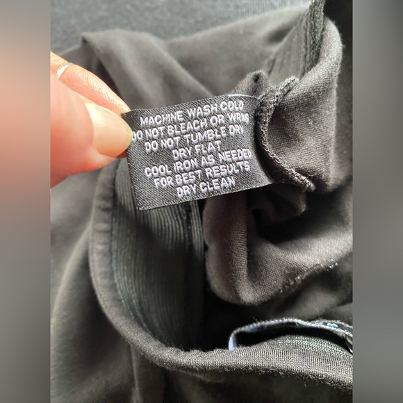 Walter Baker Cropped Bell Bottom Pants! Like New! Size Medium! - Picture 7 of 13